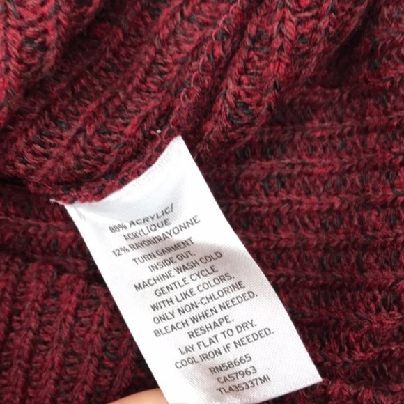 Leith Dolman Sleeve V-Neck Sweater - Picture 8 of 8